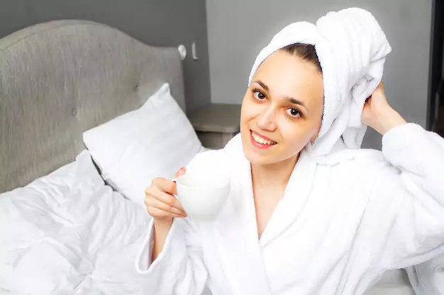 Expert Tips For Sleeping In A Microfiber Hair Towel