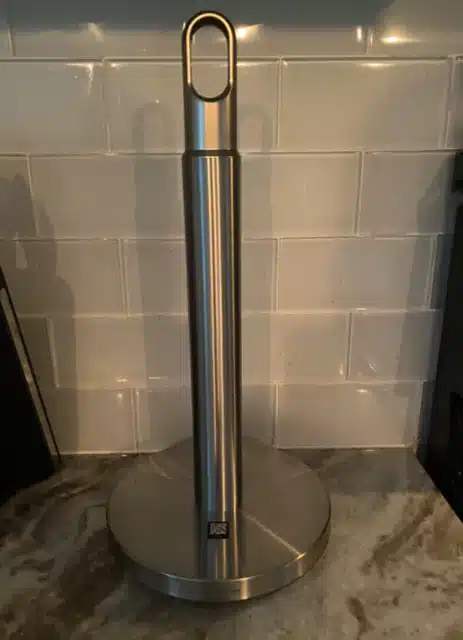 Can The Simplehuman Paper Towel Holder Accommodate Jumbo-Sized Rolls