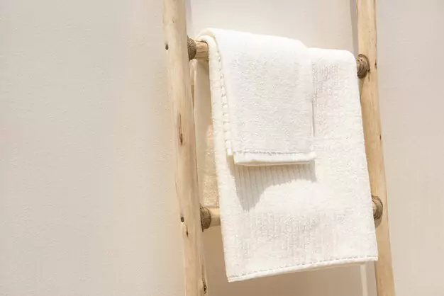 Organizing And Storing Towels With Sklum Towel Racks