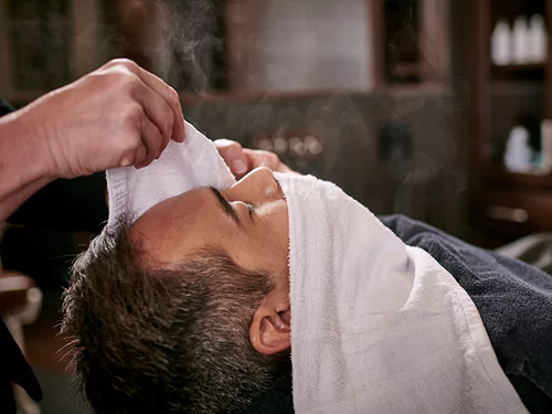 Step-By-Step Guide To Achieving A Flawless Hot Towel Shave